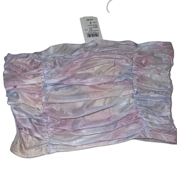 Windsor Tops - NEW crop top size S fully lined 95% poly 5% spandex. Item#156A